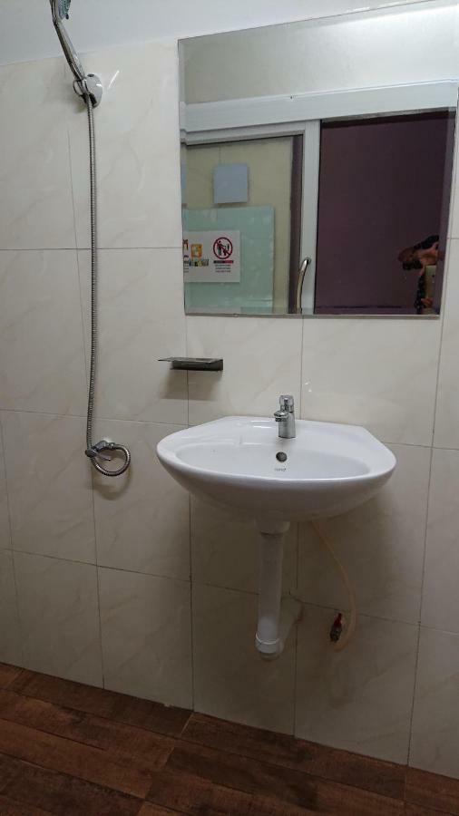 Eq Hostel Thong Sala Exterior photo
